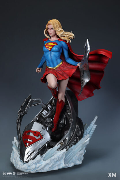 XM Studios: Supergirl 1/6 Scale Premium Collectible Statue - Image 5