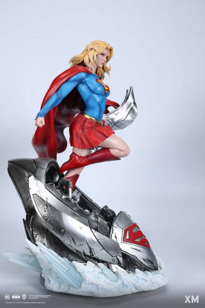 XM Studios: Supergirl 1/6 Scale Premium Collectible Statue - Image 11