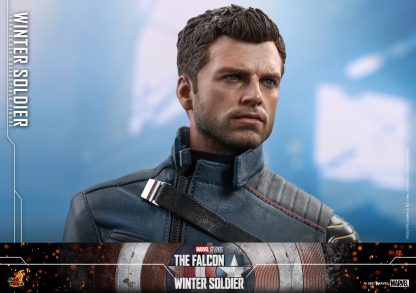 Hot Toys: TMS039 The Falcon And The Winter Soldier: Winter Soldier 1/6th Scale Collectible Figure - Image 5