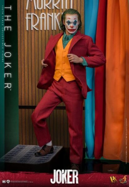 Hot Toys: DX42 The Joker 1/6th Scale Collectible Figure - Image 21