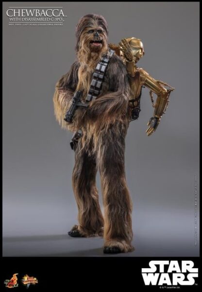 Hot Toys: MMS766 Star Wars Episode V: The Empire Strike Back™ Chewbacca™ With Disassembled C-3PO™ 1/6th Scale Collectible Figure - Image 19