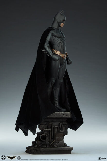 Sideshow Collectibles: Batman Begins: Batman Premium Format Statue - Image 6