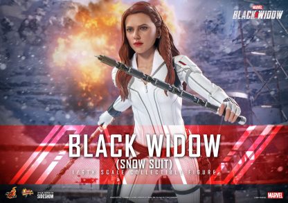 Hot Toys: MMS601 Black Widow 1/6th Scale Collectible Figure (Snow Suit Version) - Image 5