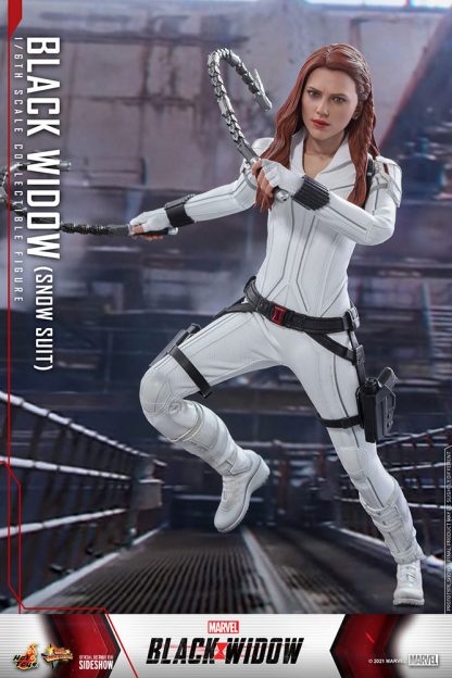 Hot Toys: MMS601 Black Widow 1/6th Scale Collectible Figure (Snow Suit Version) - Image 7