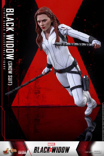 Hot Toys: MMS601 Black Widow 1/6th Scale Collectible Figure (Snow Suit Version) - Image 8