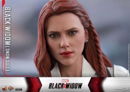 Hot Toys: MMS601 Black Widow 1/6th Scale Collectible Figure (Snow Suit Version) - Image 2