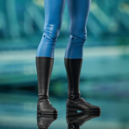 Marvel Select: Sue Storm - Image 15