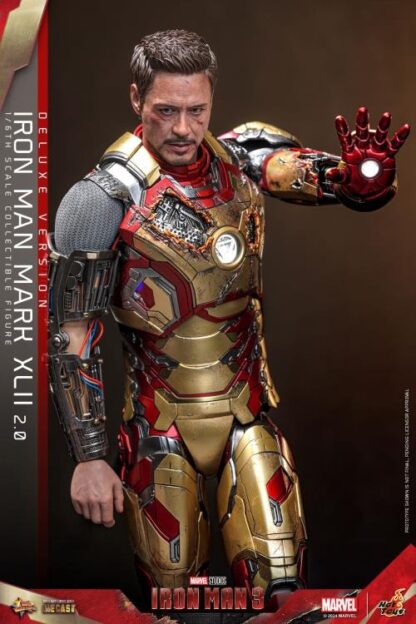 Hot Toys: MMS759D66 Iron Man III Iron Man Mark XLII (2.0) 1/6th Scale Collectible Figure (Deluxe Version) - Image 25