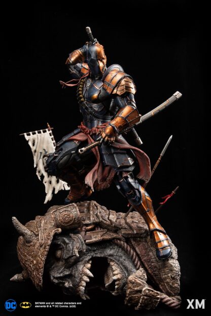 Xm Studios: Deathstroke 1/4 Scale Premium Samurai Series Statue - Image 3