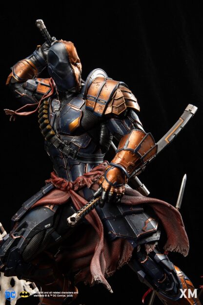 Xm Studios: Deathstroke 1/4 Scale Premium Samurai Series Statue - Image 4