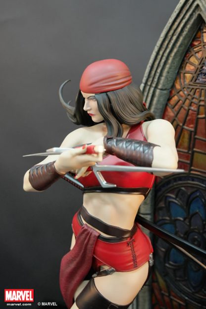 Elektra 1/4 Scale Marvel Premium Collectible Statue Series - Image 4