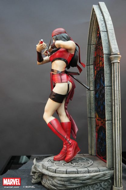 Elektra 1/4 Scale Marvel Premium Collectible Statue Series - Image 6