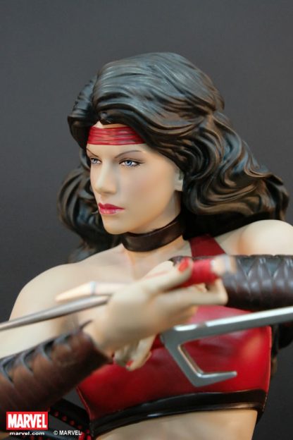 Elektra 1/4 Scale Marvel Premium Collectible Statue Series - Image 10