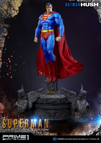 Prime 1 Studio: Batman Hush: Superman 1/3 Scale Museum Masterline Statue (Fabric Cape Version) - Image 4