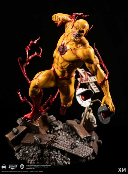 XM Studios: Rebirth Reverse Flash 1/6 Scale Premium Collectible Statue - Image 2