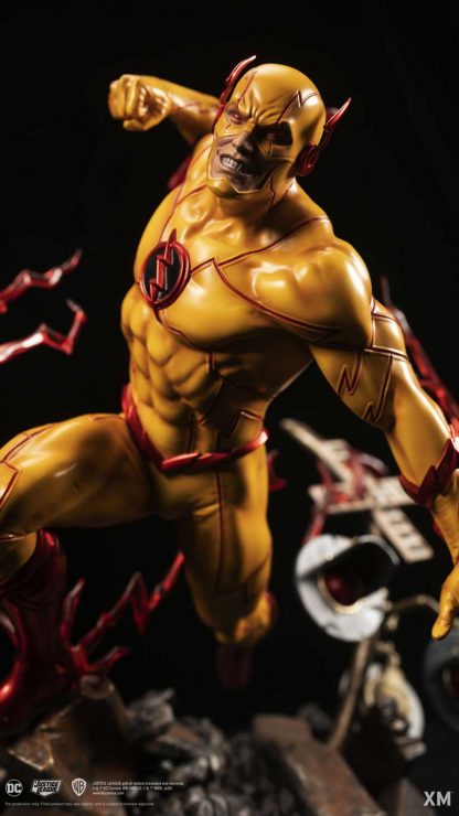 XM Studios: Rebirth Reverse Flash 1/6 Scale Premium Collectible Statue - Image 8