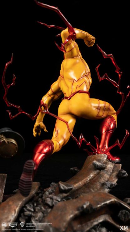 XM Studios: Rebirth Reverse Flash 1/6 Scale Premium Collectible Statue - Image 9