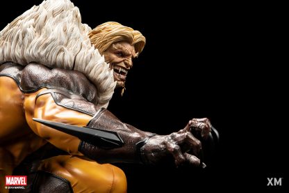 Sabretooth 1/4 Scale Premium Collectible Statue - Image 8