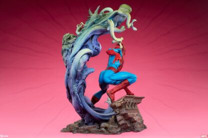 Sideshow Collectibles: Spider-Man Premium Format Statue - Image 13