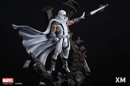 XM Studios: Magneto (Marvel NOW!) White Suit Version Premium Collectibles Series Statue - Image 8