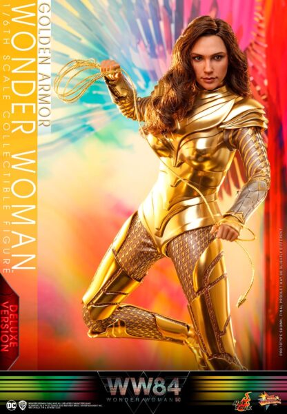 Hot Toys: MS578 WW84 Wonder Woman Gold Armor 1/6 Scale Collectible Figure (Deluxe Set) - Image 12